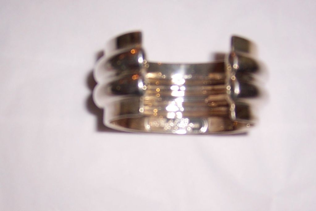 Ralph Lauren Sterling Cuff Bracelet In Excellent Condition For Sale In Oradell, NJ