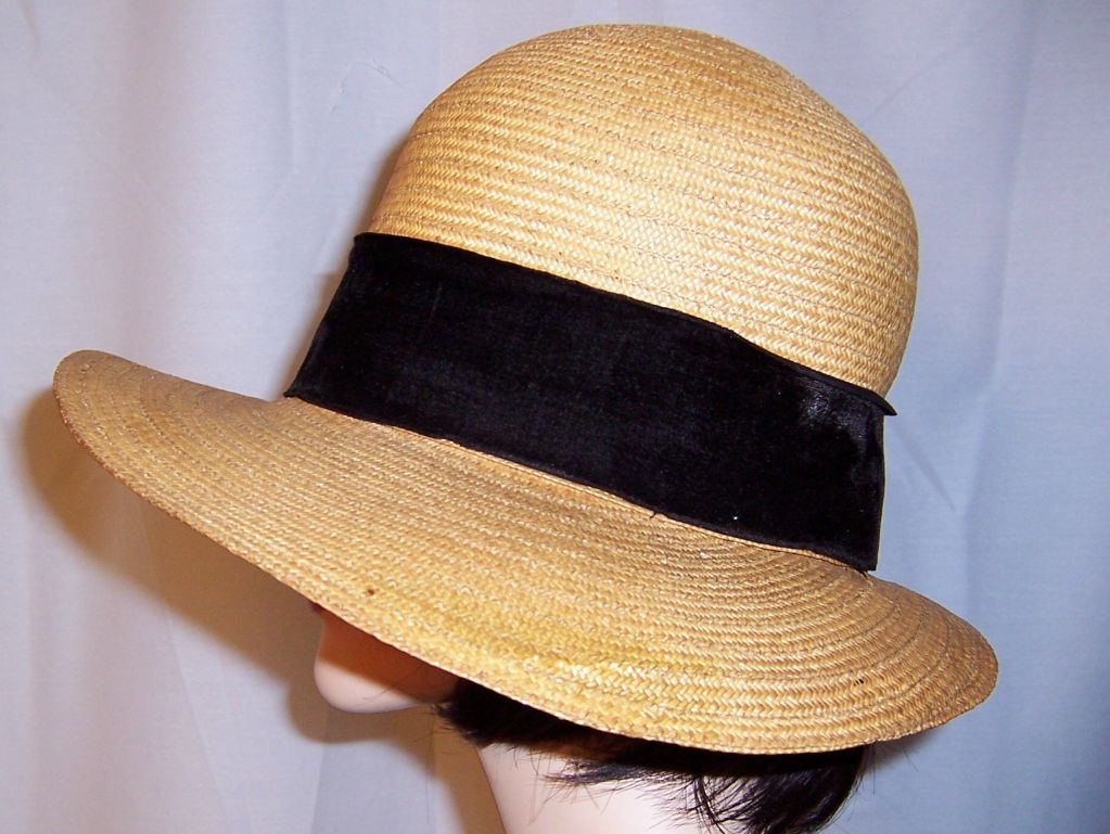 Women's Edwardian Natural Straw Hat with 4