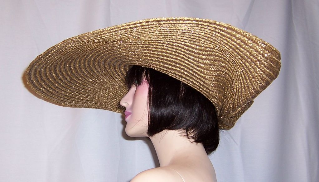 Women's 1980's Oversized Tan Straw Hat with Shell Motif For Sale