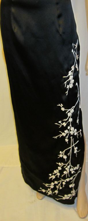 Nicole Miller Striking Black & White Embroidered  Evening Gown For Sale 3