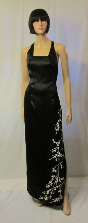 Nicole Miller Striking Black & White Embroidered  Evening Gown For Sale 4