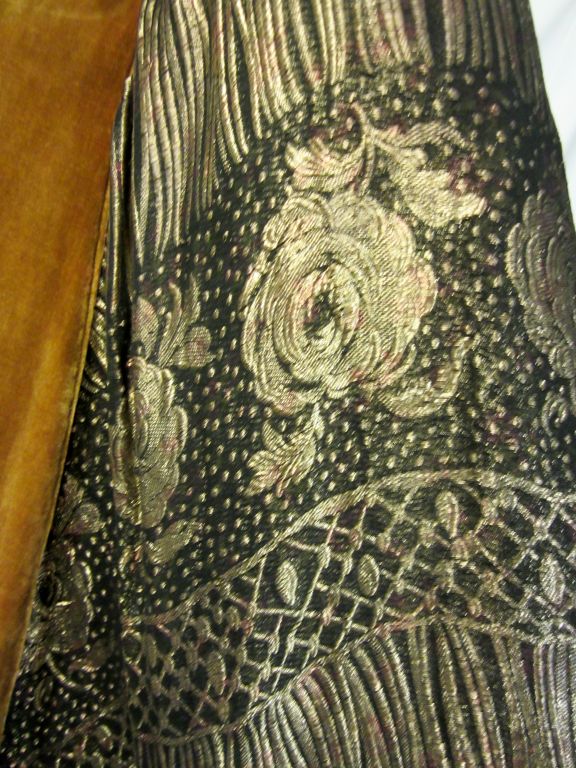 1920's Deep Ochre-Colored Silk Velvet Opera Coat with Gold Lame 5