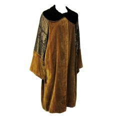 1920's Deep Ochre-Colored Silk Velvet Opera Coat with Gold Lame