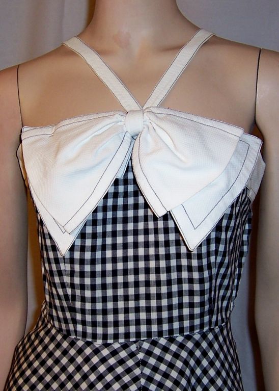 1950's Black & White Checked Dress with Bow at Center For Sale 2