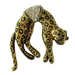Retro Gold-Toned Leopard Brooch with Movable Tail & Rhinestones