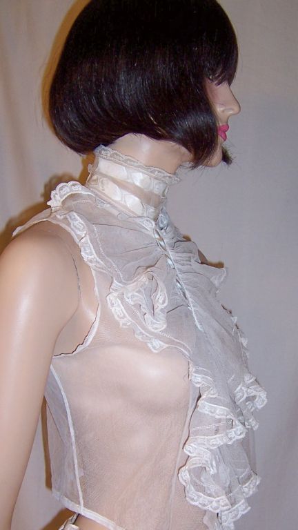 Women's Gorgeous Victorian Sleeveless Jabot Made of English Netting/Lace For Sale