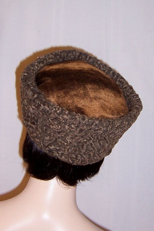 Unusual  Brown Persian Lamb Hat with Trapunto Lining For Sale 1