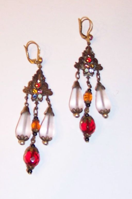 Czechoslovakian Dangle Earrings with Frosted & Crystal Beads For Sale 1