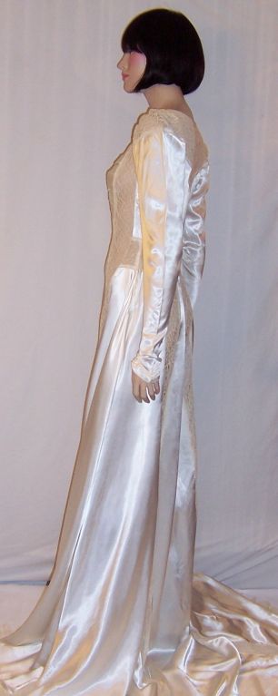 Women's 1940's Exquisitely Designed White Charmeuse Wedding Gown For Sale