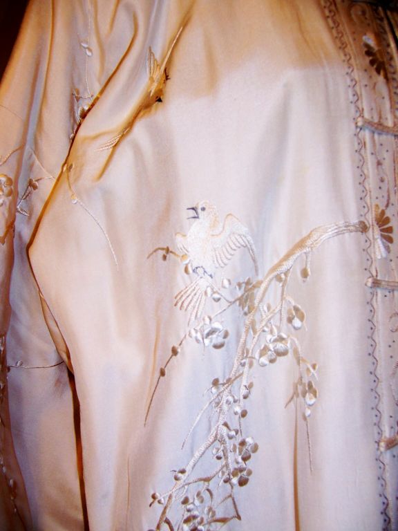 1920's Japanese Hand-Embroidered, White on White Robe For Sale 2