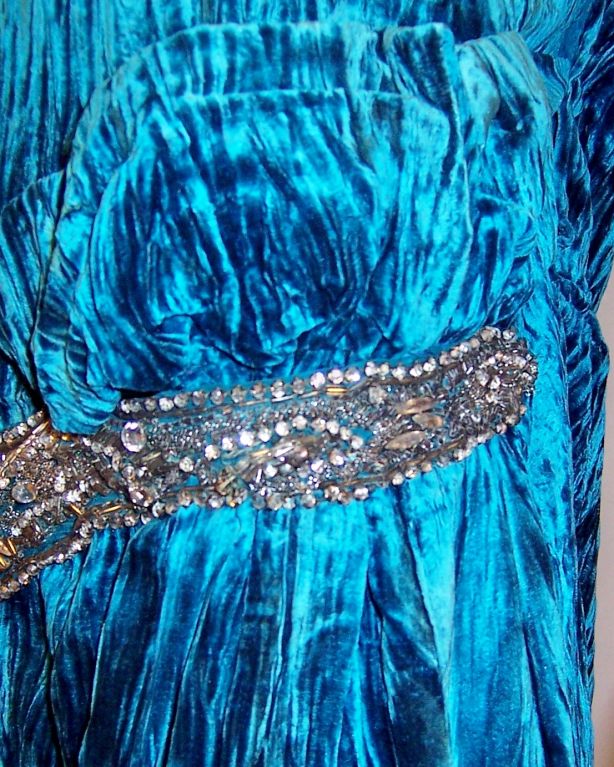 Early 1920's Turquoise Crushed Silk Velvet Gown/Beaded Waist For Sale 4
