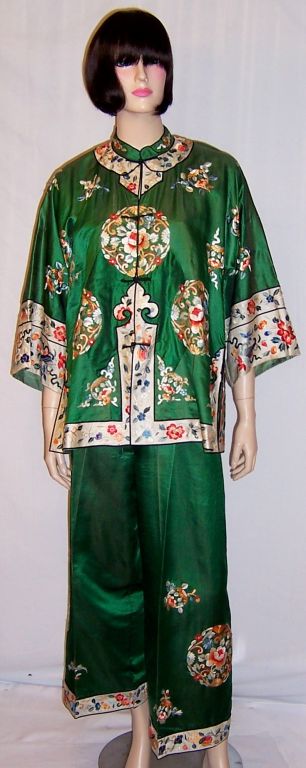 Chic Chinese Embroidered Jacket & Pants in Vibrant Green Silk