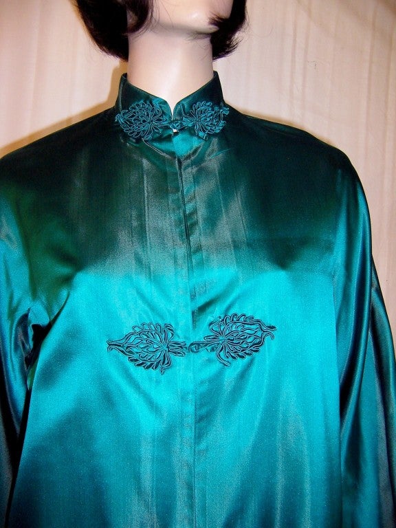 A Mandarin of Hong Kong Original-Teal Silk Chinese Robe For Sale 3