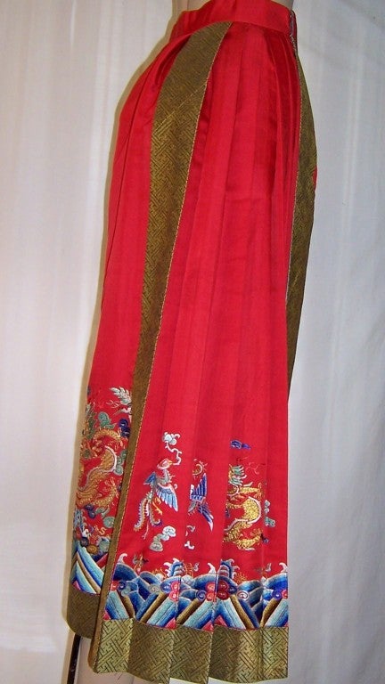 Red Silk Chinese Embroidered and Pleated Dragon Skirt For Sale 2