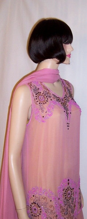 Women's 1920's Exquisite Raspberry Sorbet Beaded Gown & Matching Stole For Sale