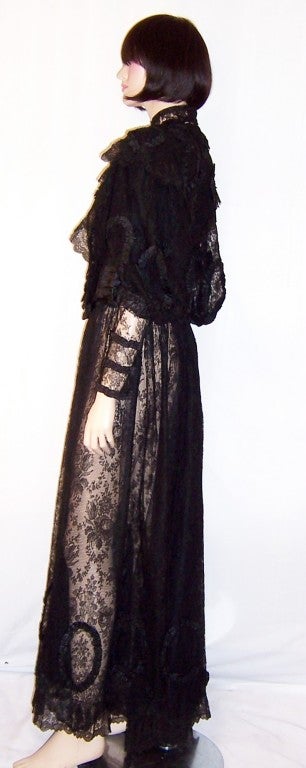 Elaborate Victorian Black Lace & Silk Mourning Ensemble For Sale 1