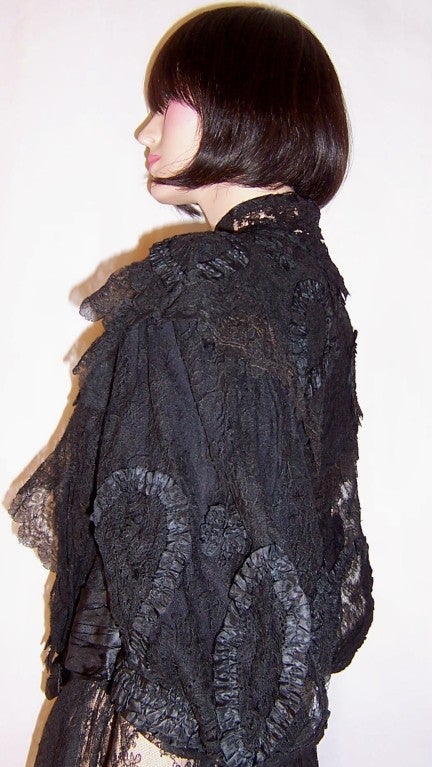 Elaborate Victorian Black Lace & Silk Mourning Ensemble For Sale 4