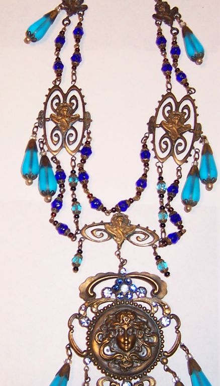 Art Deco Czechoslovakian Turquoise/Cobalt Blue Bib Necklace For Sale
