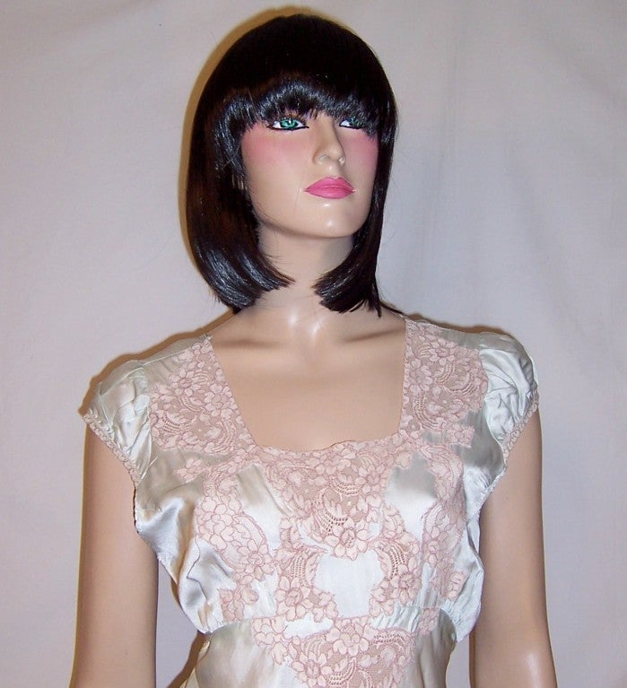 1930's Palest Aqua Silk Negligee Trimmed in Ecru Lace 2