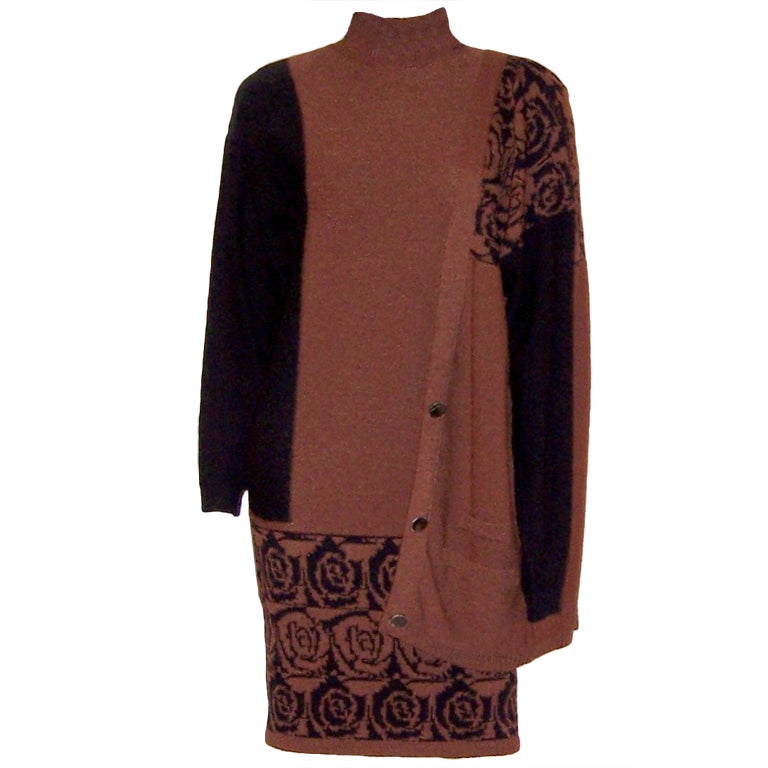 Fabulous Steve Fabrikant Sienna and Black Knitwear Ensemble For Sale