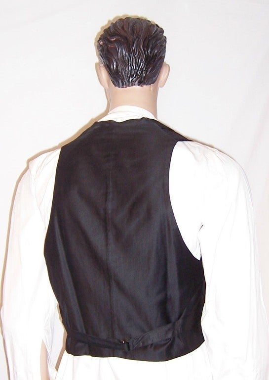Men's Edwardian  (1901-1919) Black Silk Waistcoat-Catoir Vesting For Sale 2
