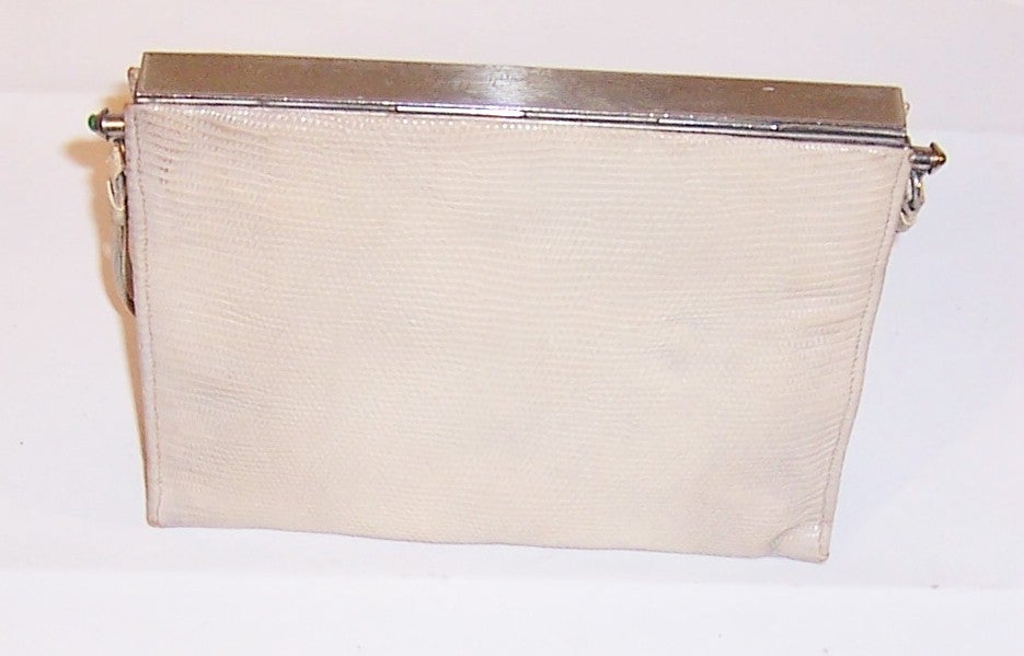 1920's Art Deco Handbag with Chrysoprase & Marcasite Frame For Sale 1