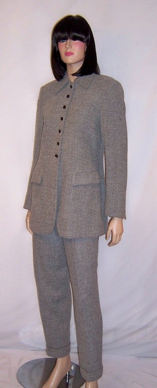 Women's Sleek Gray Nubby Single Breasted Jacket and Pants