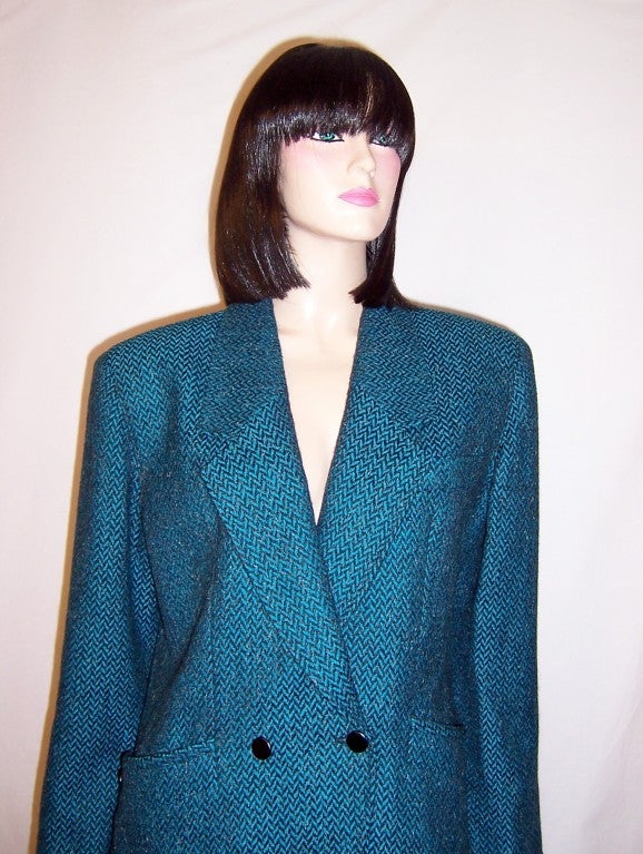 YST by Reuven-Turquoise & Charcoal HerringboneTweed Suit For Sale 2