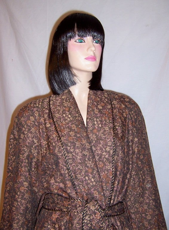 Kathie Keller-Luxurious Jacquard Woven Women's Winter Robe For Sale 3