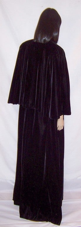 Black Velvet Floor Length Cloak with Attached Capelet