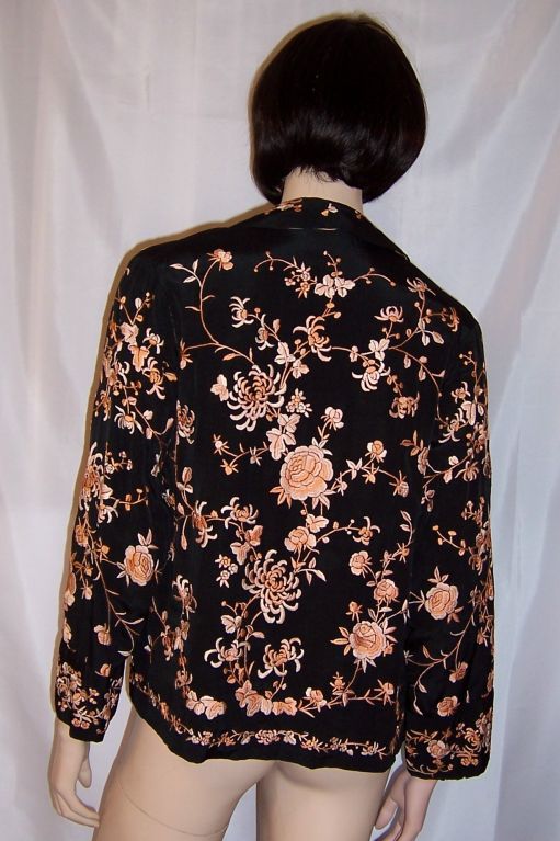 1920's Apricot/Black Silk Chinese  Hand-Embroidered Jacket For Sale 1