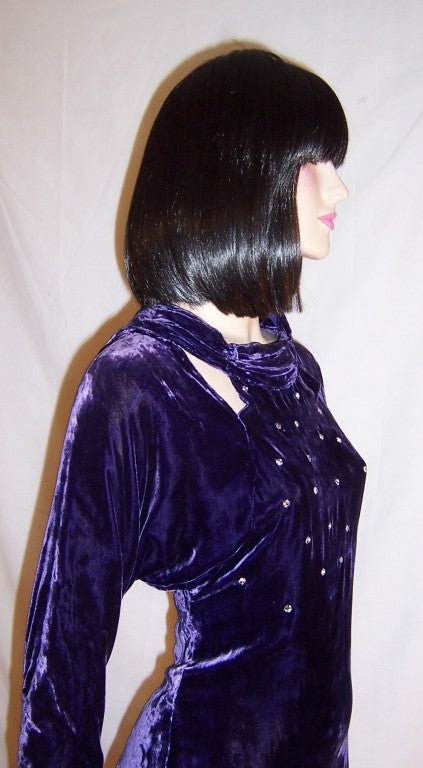 Stunning 1930's Violet Silk Velvet Evening Gown with Rhinestones For Sale 4