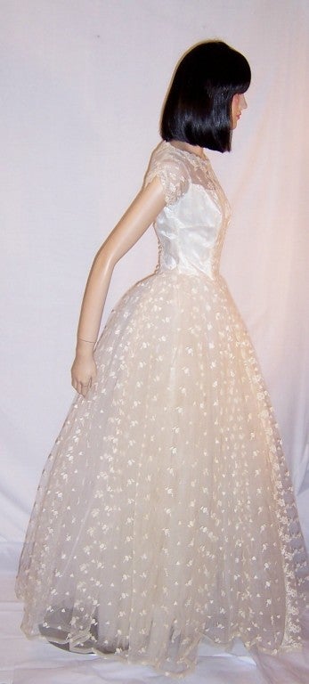Women's 1950's White Lace & Embroidered Tulle Floor Length Gown For Sale