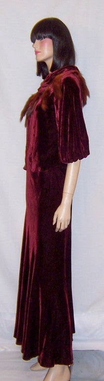1930's Deep Burgundy Silk Velvet Gown & Matching Bolero For Sale 3