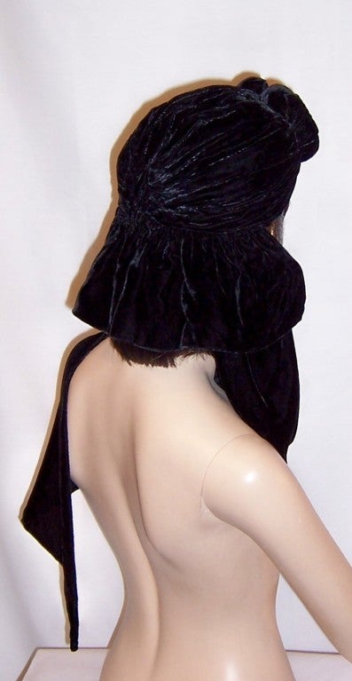 Dramatic 1940's Black Velvet Knotted Turban with Drape/Earrings 4