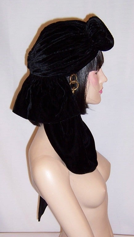 Dramatic 1940's Black Velvet Knotted Turban with Drape/Earrings 5