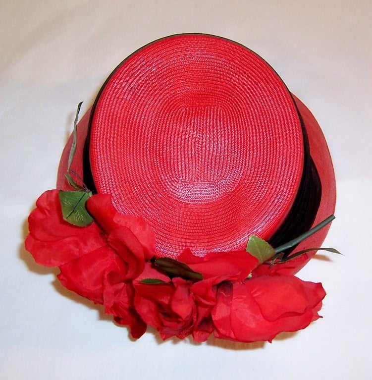 Christian Dior-Red Straw Chapeau with Rose Blossoms For Sale 1