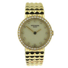 Patek Philippe Y Gold Diamond-Set Bezel Wristwatch with Bracelet