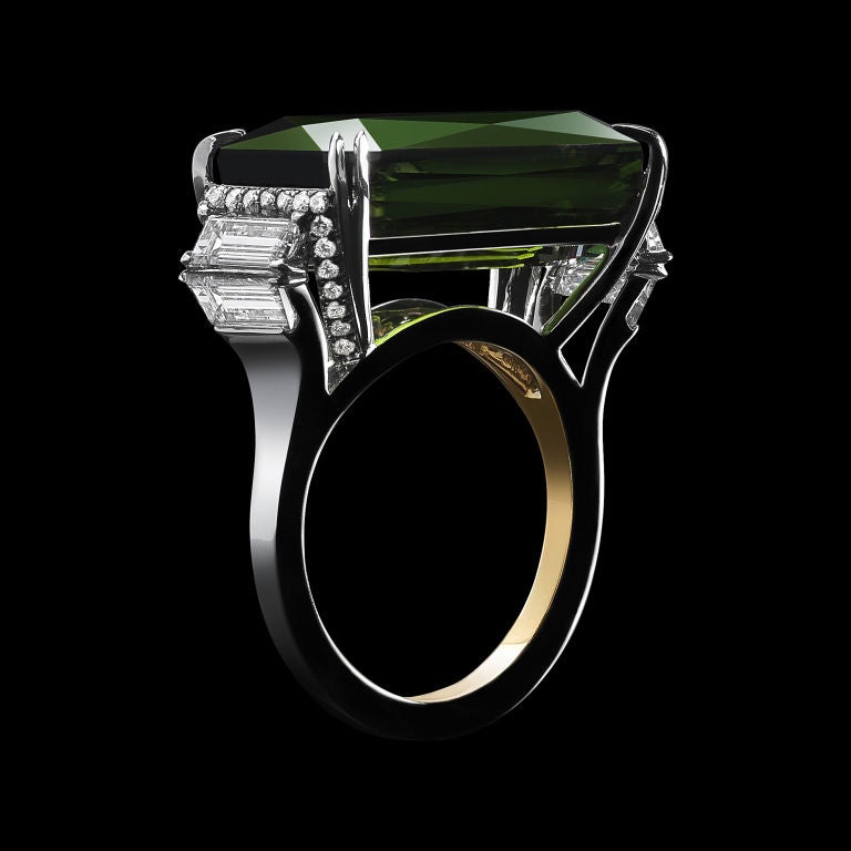 Women's Green Tourmaline Diamond Ring
