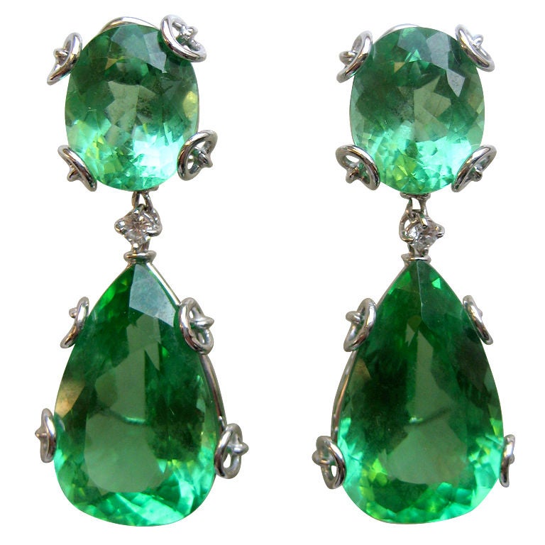 Gorgeous Emerald Green Earrings For Sale