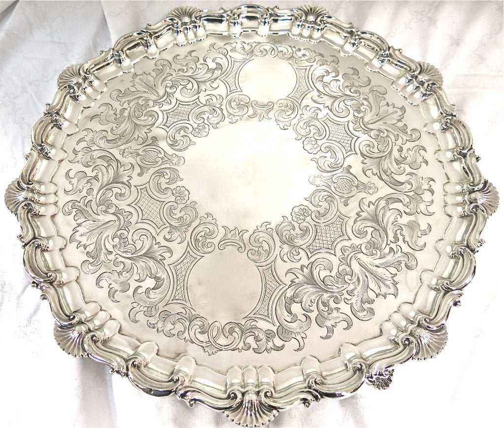 round footed tray