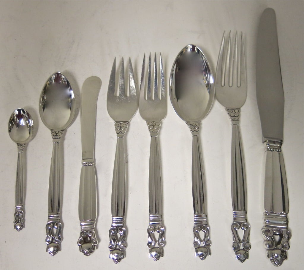 Just One Of A Selection Of Complete Sets Of The Famous Acorn Pattern By Georg Jensen. This Set Consists Of 12 Knives 9