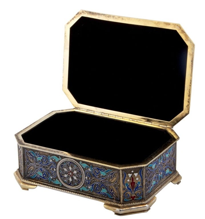 Russian Enamel & Silver Box With Velvet Lined Interior. 7