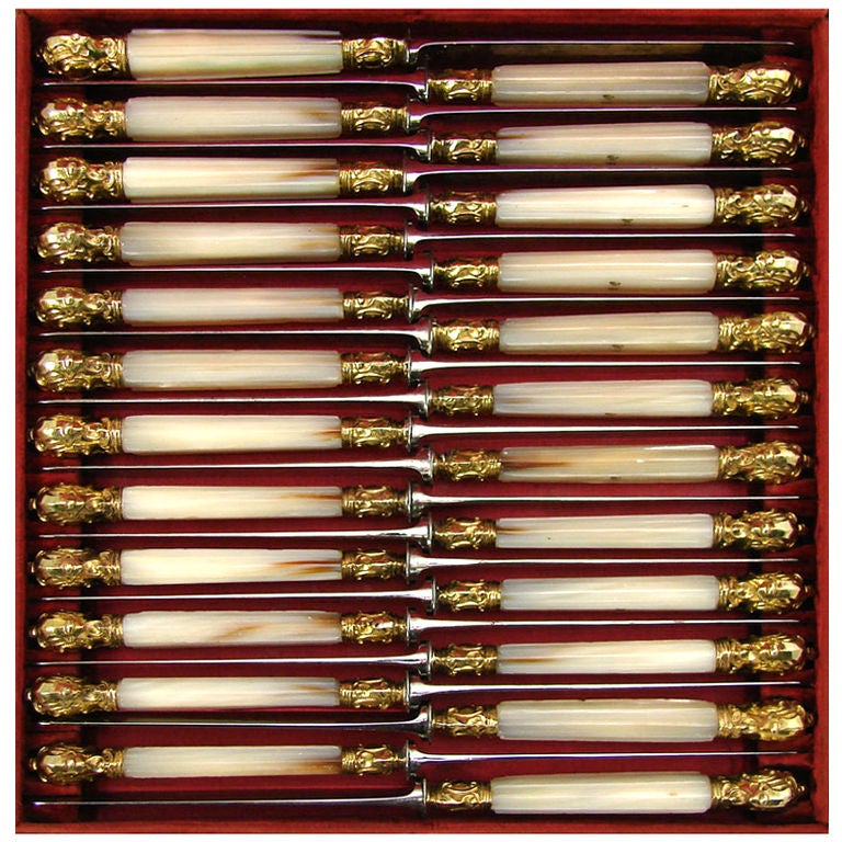 VR Antique French Vermeil Sterling Silver & Pearl 24pc Knife Set For Sale