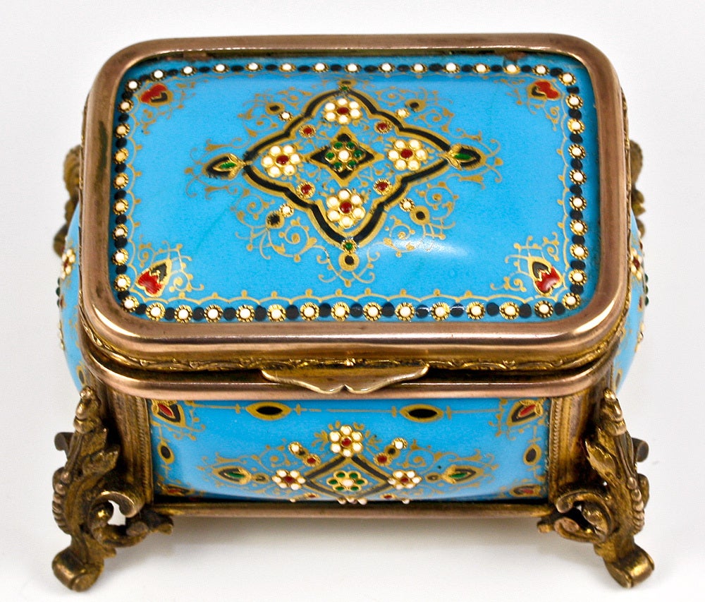 Pristine little antique French kiln-fired enamel jewelry casket, mid-1800s, Likely made for TAHAN, which is a name synonymous with luxury goods in Paris, 19th century, though this one does not have an engraved signature like some do. Most agree that