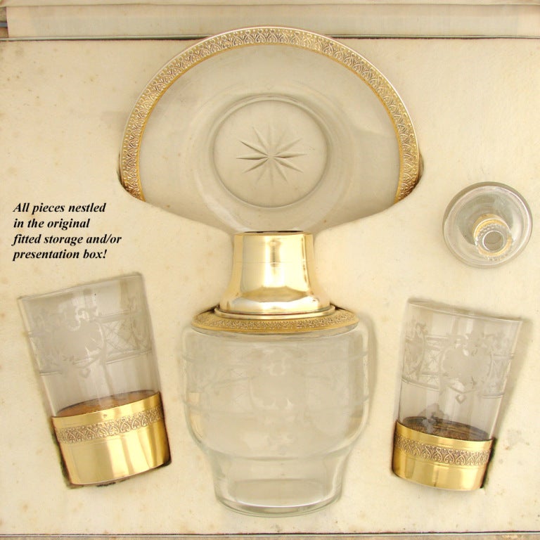 In the finest French traditions, one would have a water and evening drink set available at bedside, both for guests of the Chateau or 'hotel', as a home is known, and as well for the master's chambers. Those evening refreshment sets are called