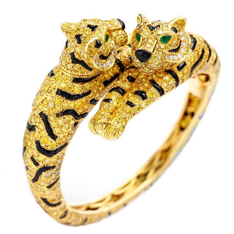 CARTIER A One of a Kind Double Headed Tiger Bangle Bracelet For Sale