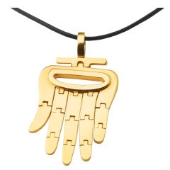ALDO CIPULLO for CARTIER Gold Hamsa Hand Pendant
