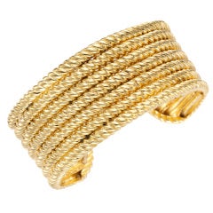 VAN CLEEF & ARPELS Gold Cuff Bracelet