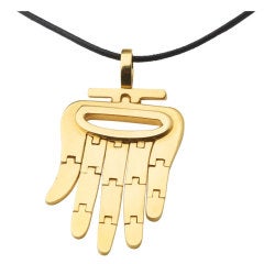 ALDO CIPULLO Gold Hamsa Hand Pendant